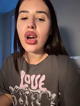 Snapshot of Lira_Fayeee chatting on June 6, 6:46 pm Lira Fayeee online show from June 6, 6:46 pm