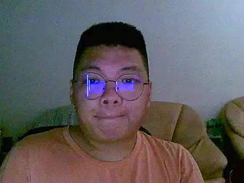 Snapshot of sharkroll chatting on December 15, 4:51 am sharkroll online show from December 15, 4:51 am