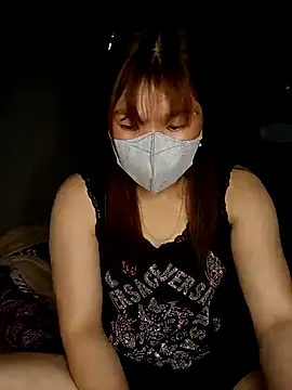 Snapshot of May-Ne chatting on February 25, 5:29 am May-Ne online show from February 25, 5:29 am