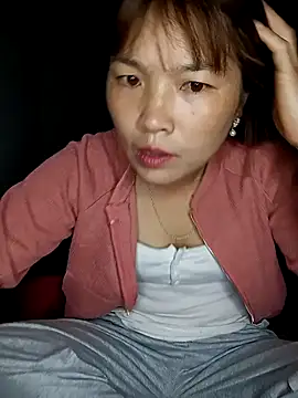 May-Ne online show from March 9, 3:04 pm