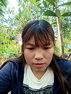 May-Ne online show from April 7, 1:18 am