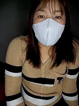 Snapshot of May-Ne chatting on January 17, 1:26 pm May-Ne online show from January 17, 1:26 pm