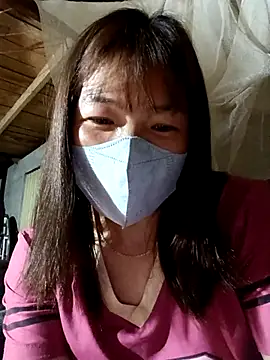 Snapshot of May-Ne chatting on February 21, 2:30 pm May-Ne online show from February 21, 2:30 pm