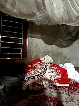 May-Ne online show from March 26, 3:54 pm