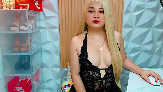 flirt ashly online show from December 19, 6:27 am