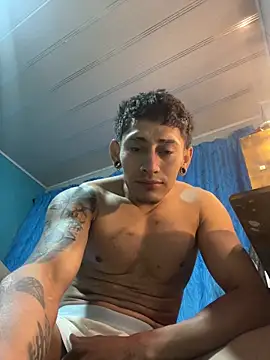 Snapshot of Cami-Red97 chatting on December 15, 8:09 am Cami-Red97 online show from December 15, 8:09 am