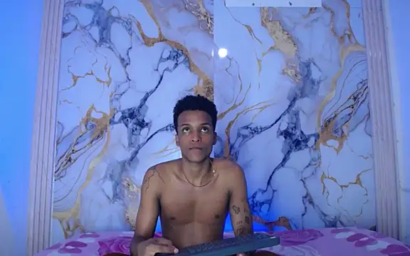 Snapshot of Damian_and_theo chatting on January 31, 7:45 pm Damian and theo online show from January 31, 7:45 pm