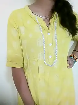 Snapshot of Kavya79 chatting on December 16, 9:46 am Kavya79 online show from December 16, 9:46 am