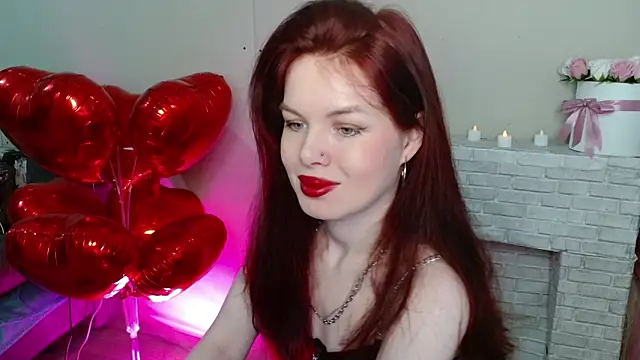 Snapshot of hot_neighbor chatting on February 9, 4:43 am hot neighbor online show from February 9, 4:43 am