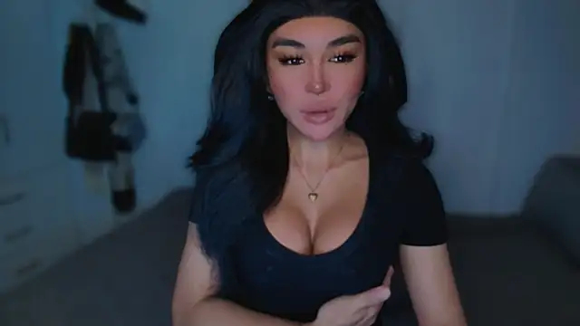 Snapshot of mxshemale_ladyboy chatting on March 19, 10:31 pm mxshemale ladyboy online show from March 19, 10:31 pm