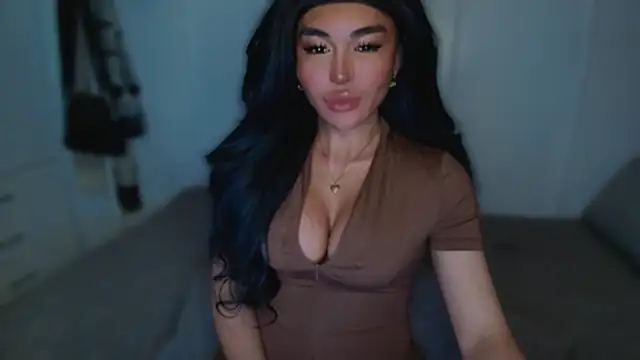 Snapshot of mxshemale_ladyboy chatting on March 7, 4:35 am mxshemale ladyboy online show from March 7, 4:35 am