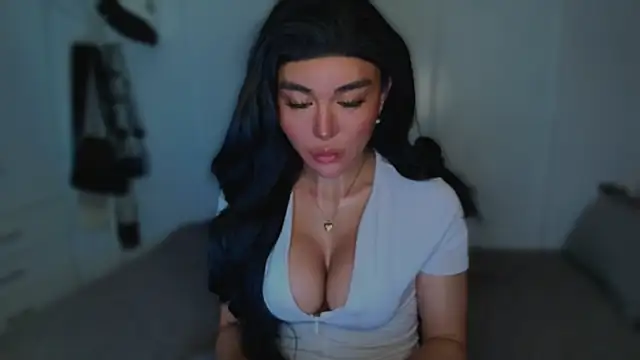 Snapshot of mxshemale_ladyboy chatting on March 8, 6:10 am mxshemale ladyboy online show from March 8, 6:10 am