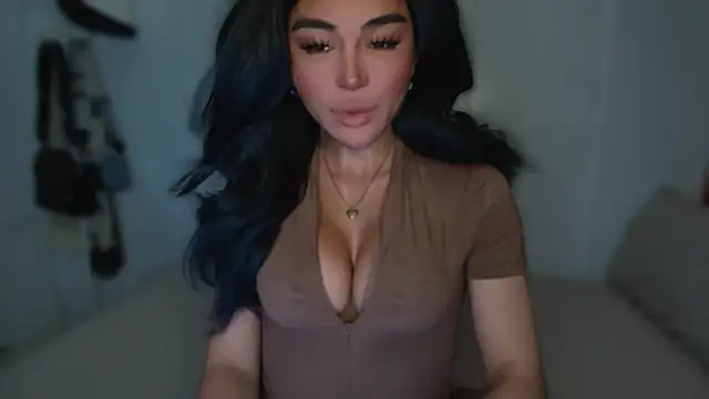 Snapshot of mxshemale_ladyboy chatting on February 26, 1:25 am mxshemale ladyboy online show from February 26, 1:25 am