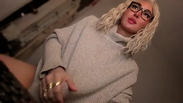 mxshemale ladyboy online show from November 14, 8:12 pm