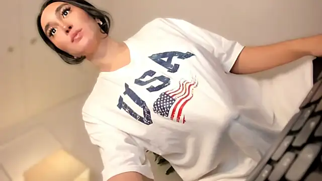 Snapshot of mxshemale_ladyboy chatting on September 20, 9:25 am mxshemale ladyboy online show from September 20, 9:25 am