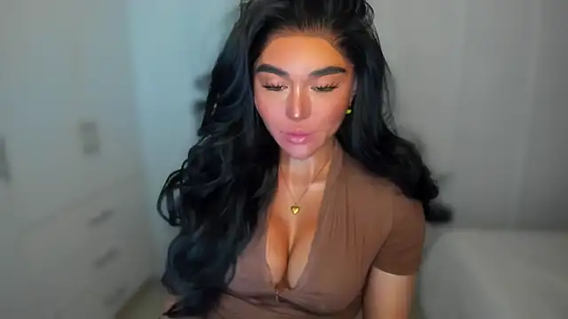 Snapshot of mxshemale_ladyboy chatting on January 21, 12:15 am mxshemale ladyboy online show from January 21, 12:15 am