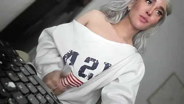 mxshemale ladyboy online show from March 31, 3:36 pm