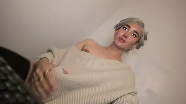 mxshemale ladyboy online show from April 8, 3:13 pm