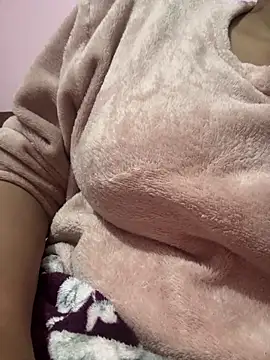 Snapshot of Oh_Priya chatting on December 17, 9:31 pm Oh Priya online show from December 17, 9:31 pm