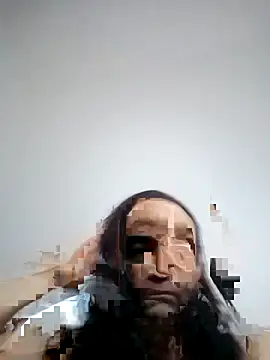 Snapshot of vladopen chatting on February 1, 5:49 am vladopen online show from February 1, 5:49 am