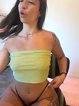 Yara-Lolii online show from December 19, 9:44 am