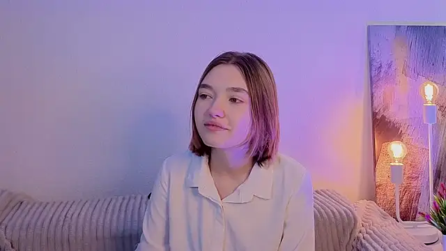 Leyla crsh online show from February 11, 5:07 am