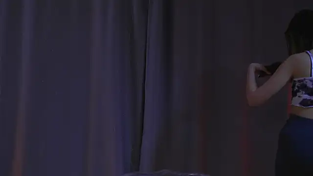 Leyla crsh online show from March 10, 5:44 am