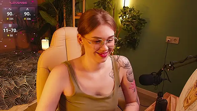 Alison Doody online show from March 27, 7:50 am