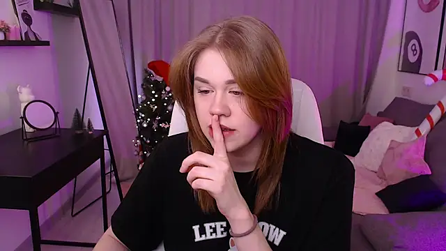 Alison Doody online show from December 23, 7:40 am