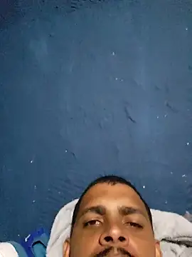 marreta240675 online show from April 10, 8:54 am