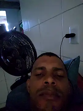 marreta240675 online show from March 5, 10:45 am