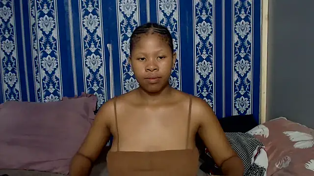 TemptingCloeXx online show from January 14, 7:28 pm