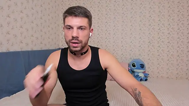 Snapshot of Tony_Wolf chatting on December 16, 7:18 pm Tony Wolf online show from December 16, 7:18 pm