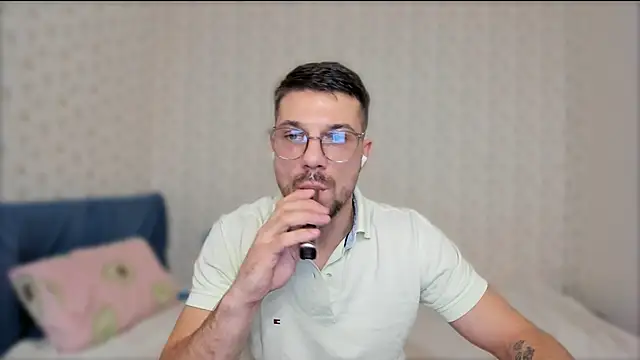 Tony Wolf online show from December 21, 8:53 pm