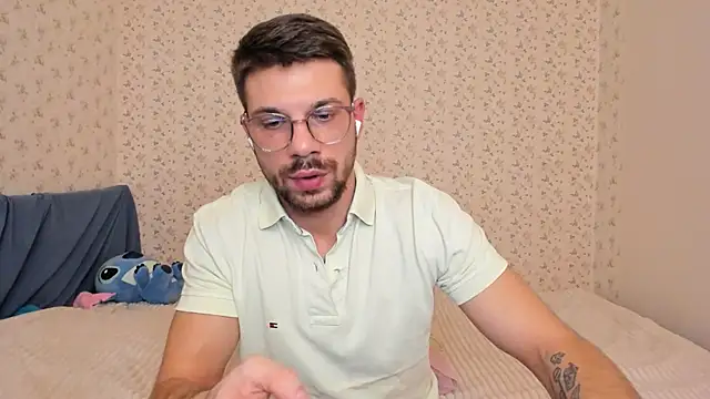 Tony Wolf online show from December 18, 9:40 pm