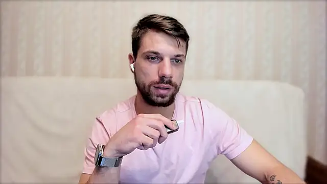 Tony Wolf online show from March 31, 10:34 pm