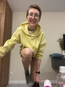 Snapshot of Sensual_Flower chatting on February 8, 9:07 am Sensual Flower online show from February 8, 9:07 am