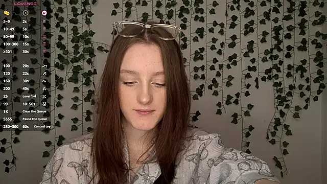 LisaBoddy online show from February 26, 12:16 pm