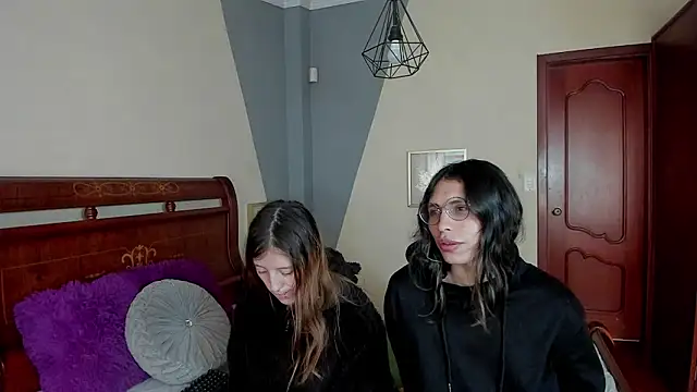 Briar y Blair online show from January 19, 2:21 pm