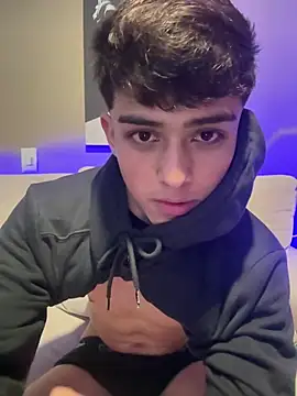 lian fooxx online show from April 7, 8:05 am