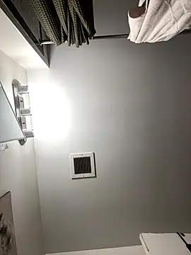 Snapshot of Melody39 chatting on December 16, 6:39 am Melody39 online show from December 16, 6:39 am