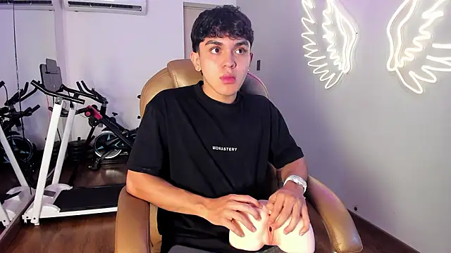  TaylorBlack online show from February 20, 12:07 pm