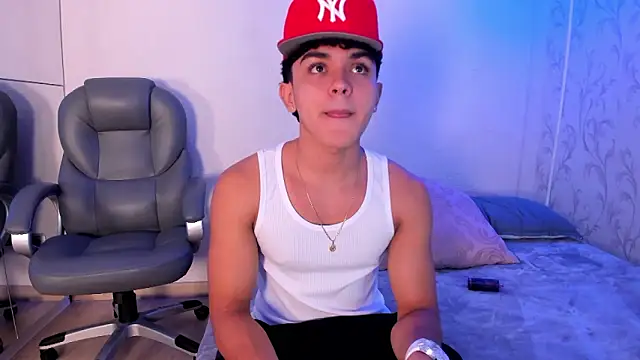  TaylorBlack online show from February 10, 11:31 am