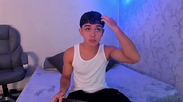  TaylorBlack online show from December 17, 11:26 am