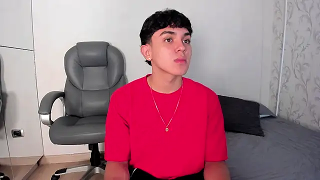  TaylorBlack online show from March 20, 11:44 am