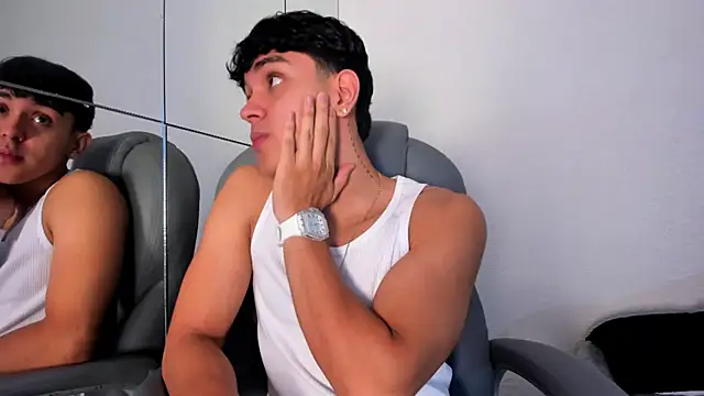  TaylorBlack online show from March 4, 11:40 am