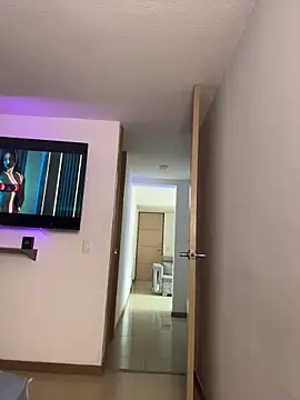 Camila sanchez25 online show from May 14, 7:44 pm