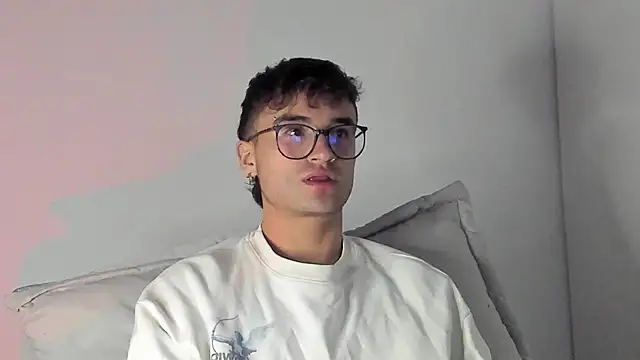 charlie dicker online show from February 22, 1:52 am