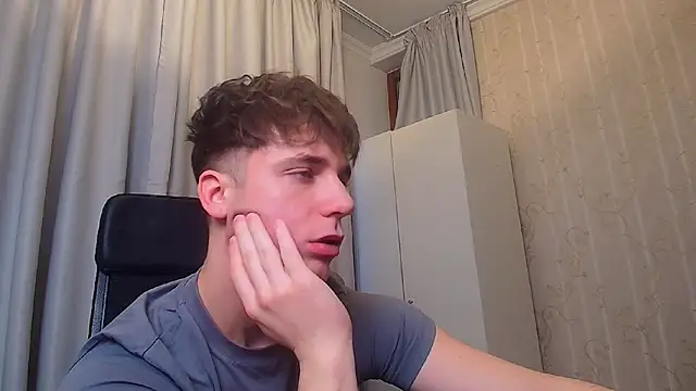 KellenWest online show from February 24, 5:19 am