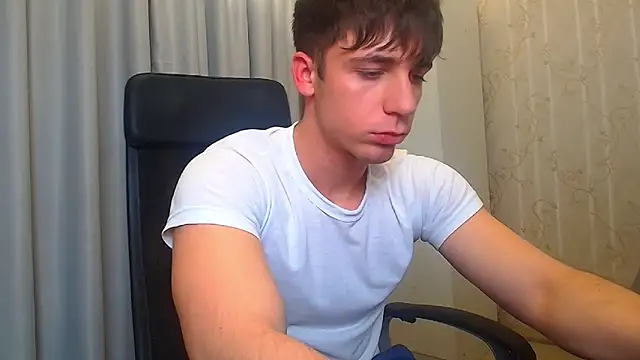 KellenWest online show from December 20, 5:21 am